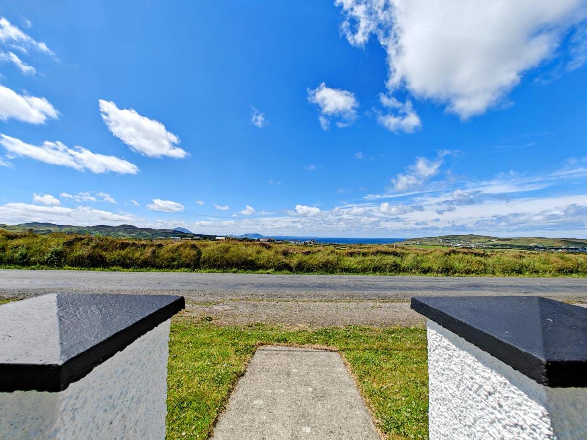Teach Roisin-Traditional Irish Holiday Cottage In Malin Head. Bagian luar foto