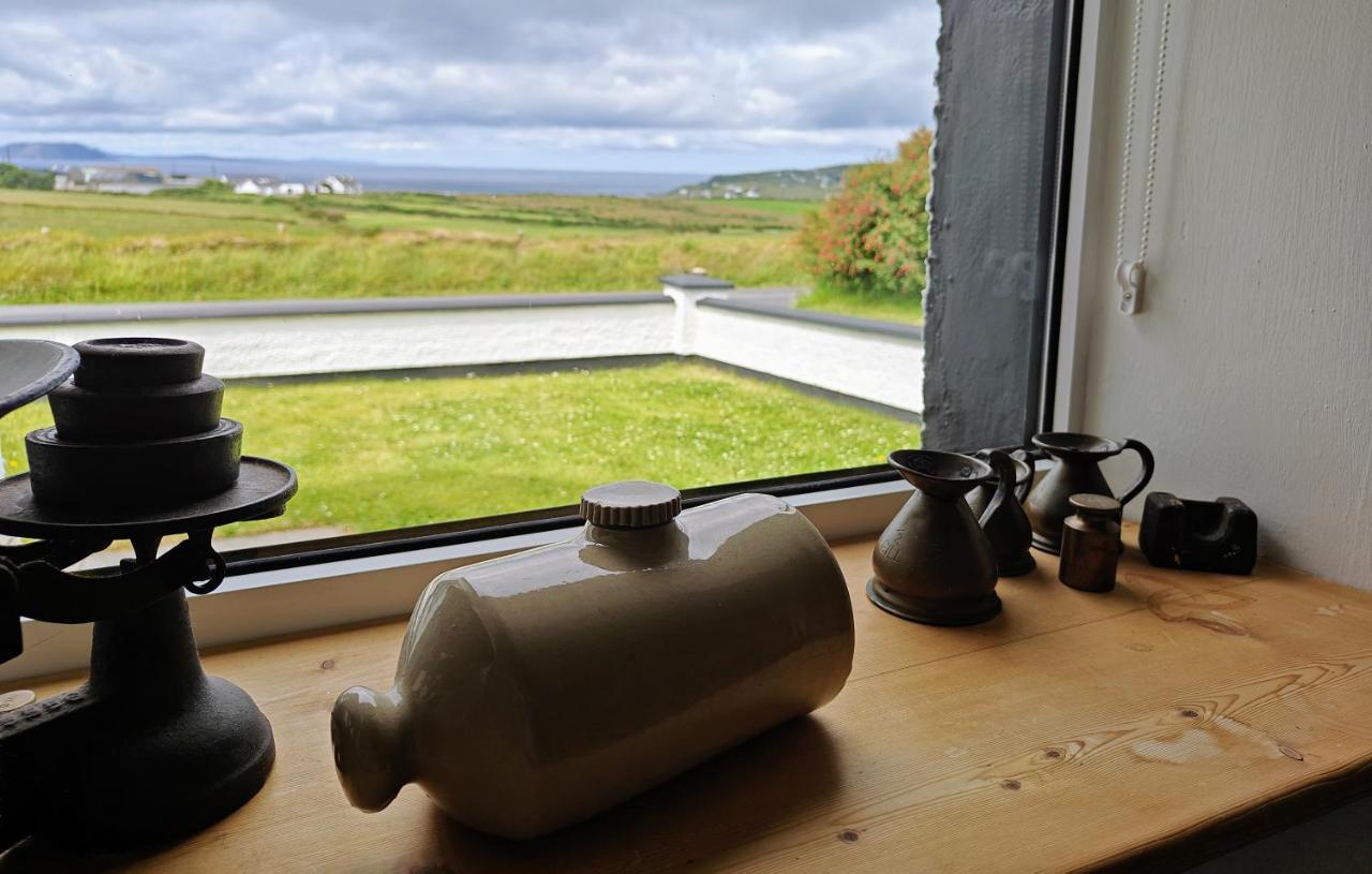 Teach Roisin-Traditional Irish Holiday Cottage In Malin Head. Bagian luar foto
